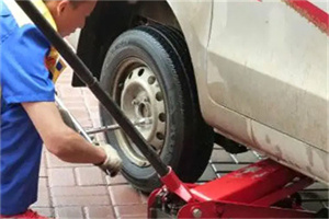 老古城附近拖车24小时服务热线电话